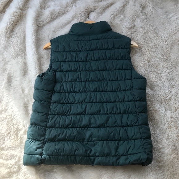GAP Down Vest - Picture 2 of 7